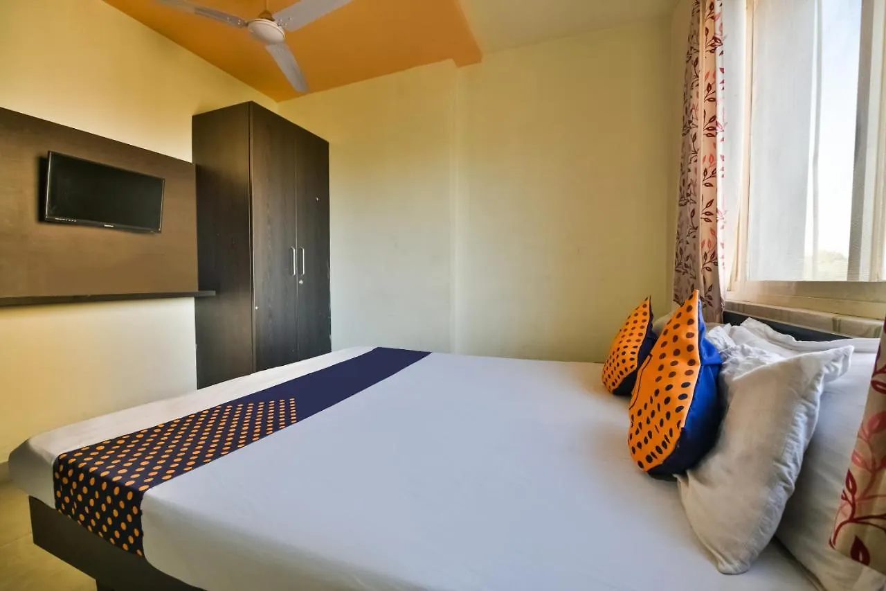 Spot On 49271 Hotel Amrit Udaipur